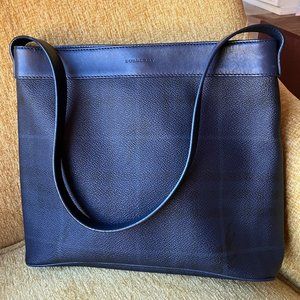 Burberry dark navy haymarket/equestrian check shoulder bag (1990s?)